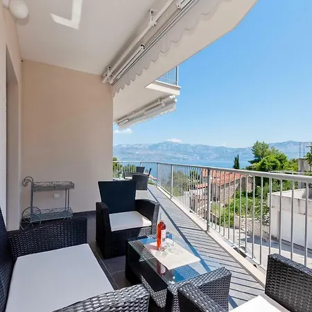 Lozna Apartment
