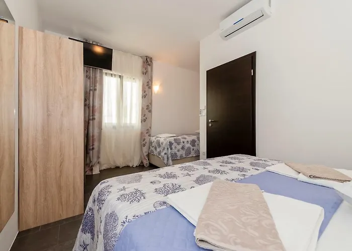 Appartement Lozna *